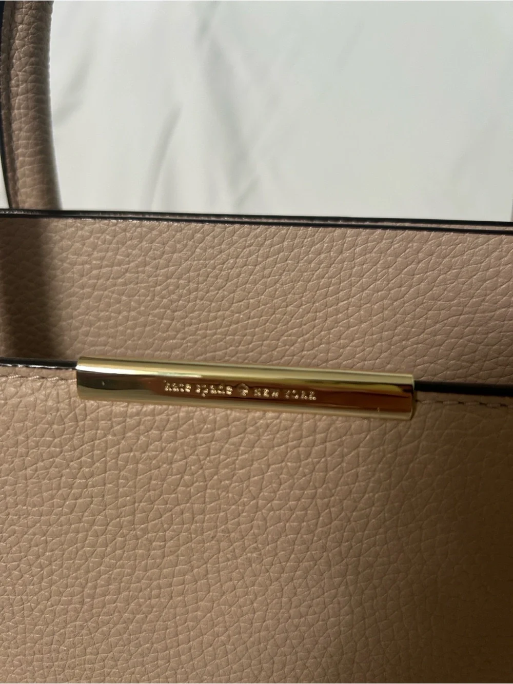 kate spade Classic Structured Tote Bag - Beige